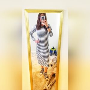 Universal Thread midi t shirt dress